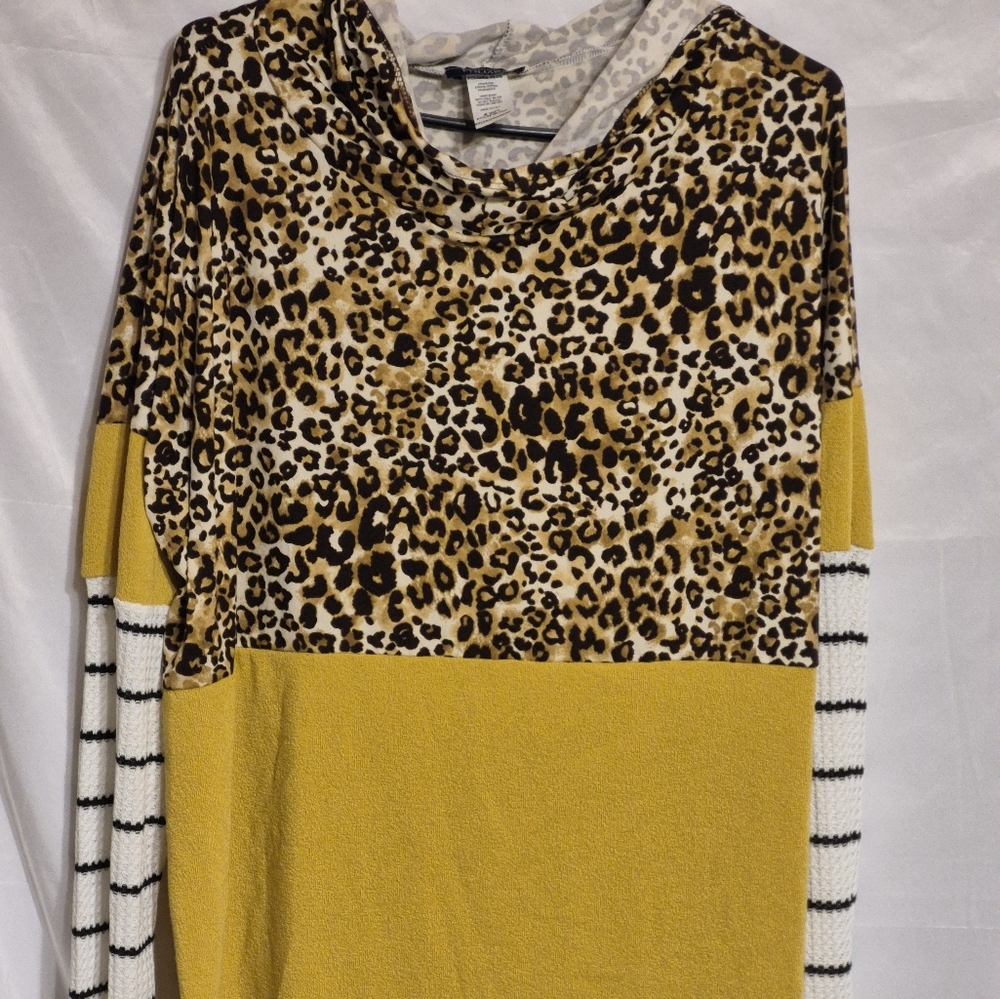 Olian Long Sleeve Yellow and Brown Blouse